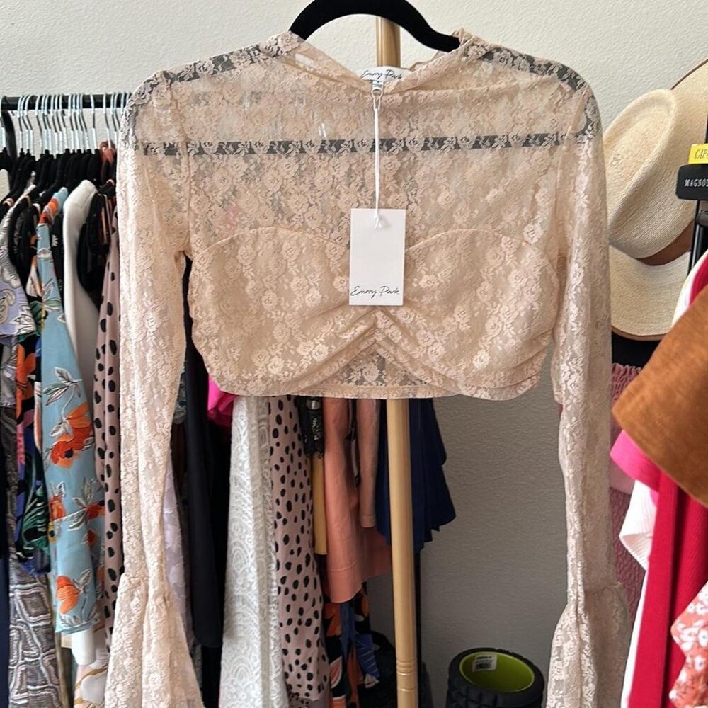Emory Park NWT Lace Crop Top
